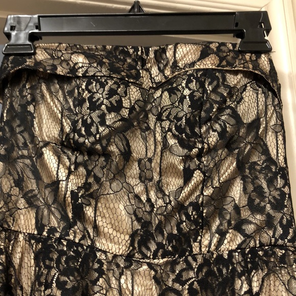 Black lace strapless dress - Picture 4 of 5